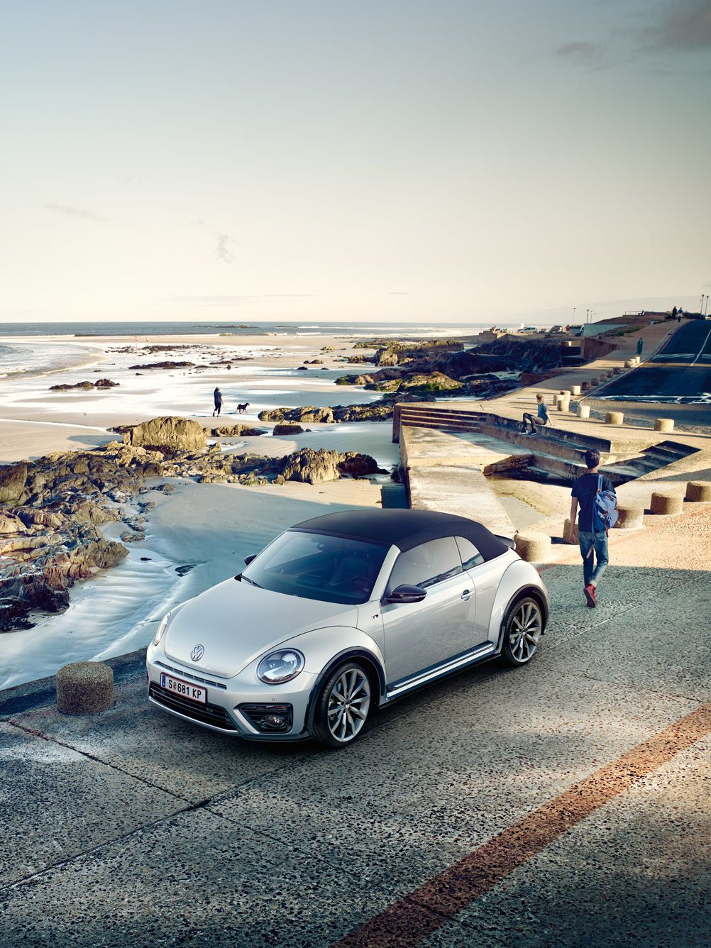 VW Beetle weiß Exterieur Fronansicht Küste