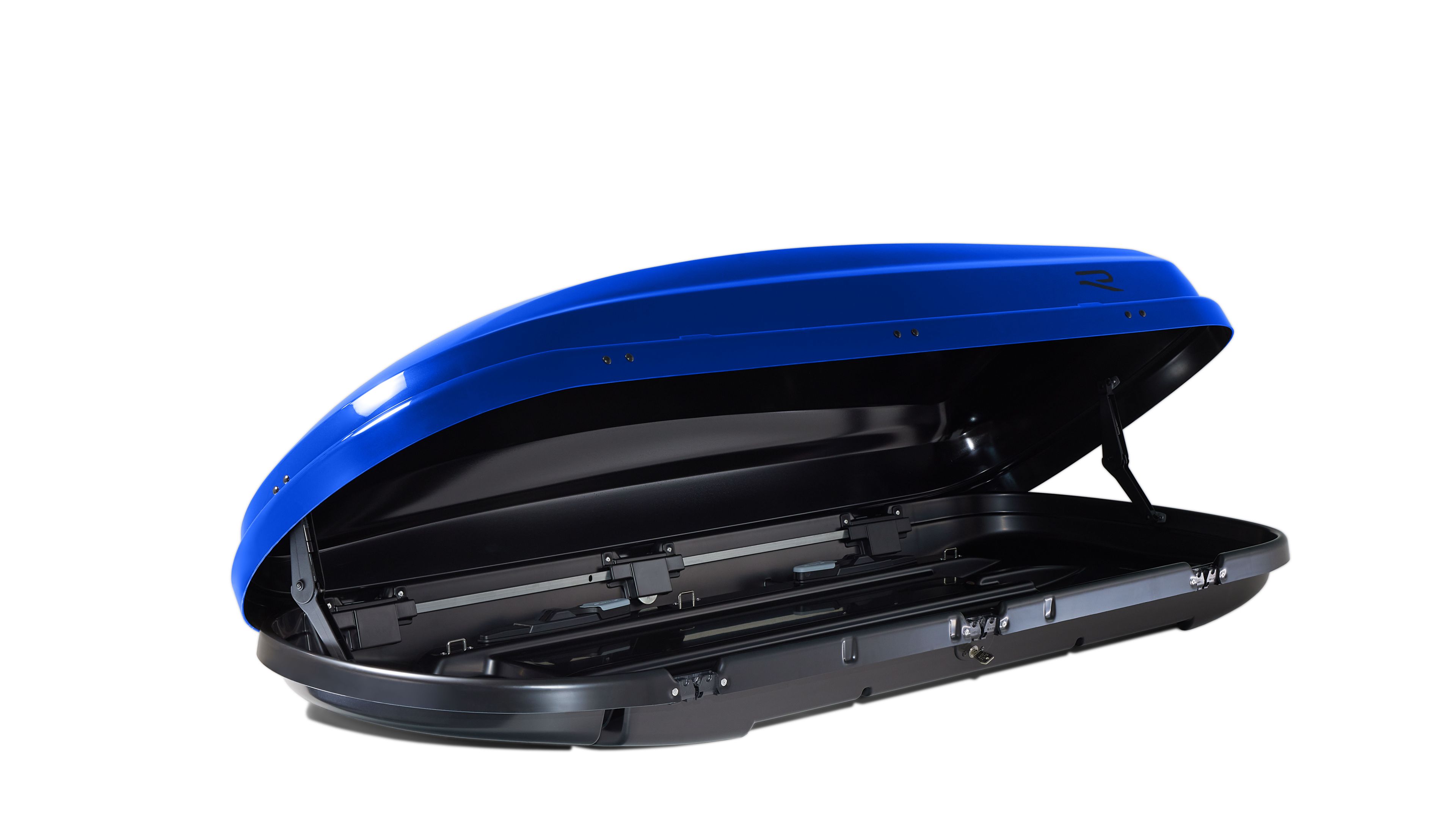 Eine geöffnete blaue Volkswagen Dachbox.