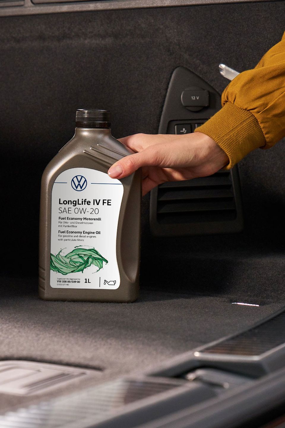 Ansicht einer Flasche Volkswagen Longlife IV Motoröl