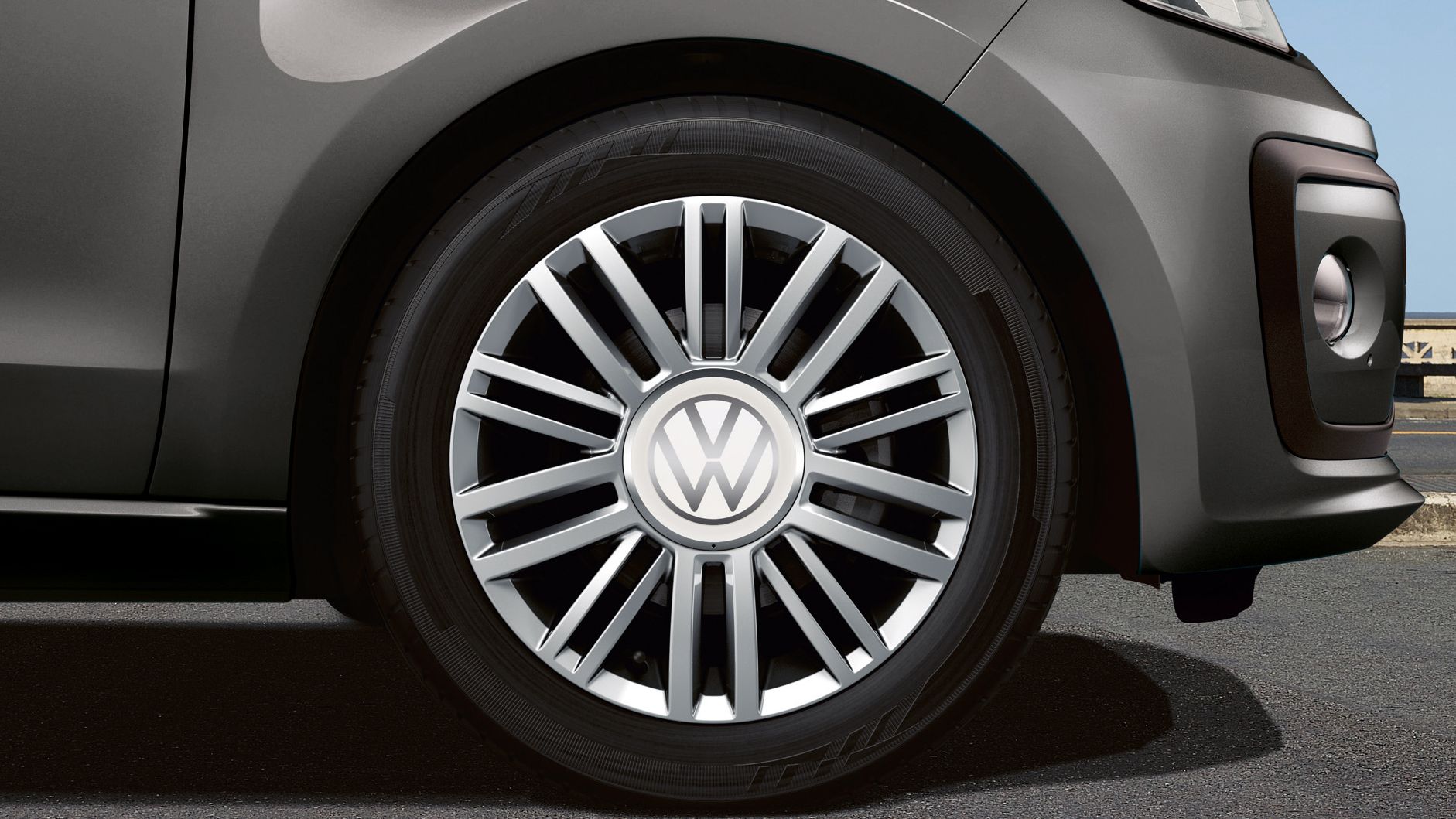 Detailaufnahme der Felge fortaleza des VW up!