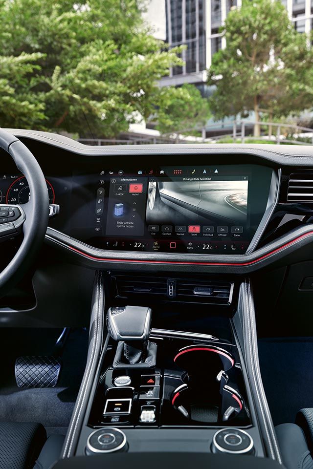 Blick auf den Interior eines Touareg eHybrid