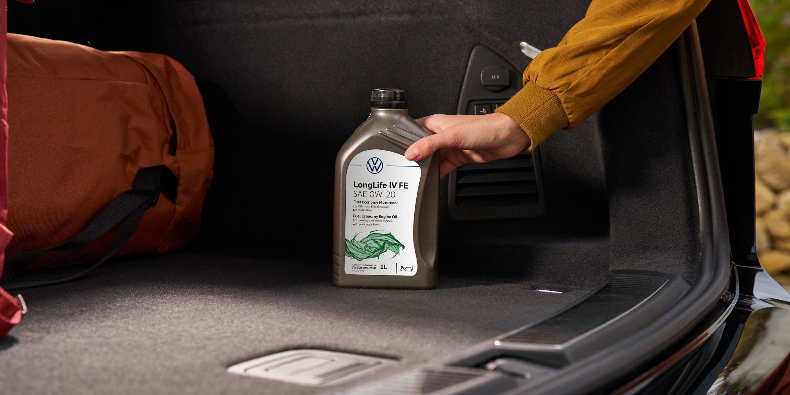 Ansicht einer Flasche Volkswagen Longlife IV Motoröl