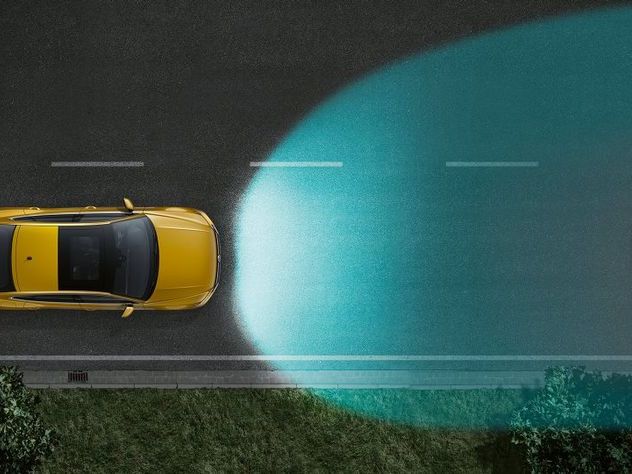 VW Arteon Vorgängermodell dynamic light assist 