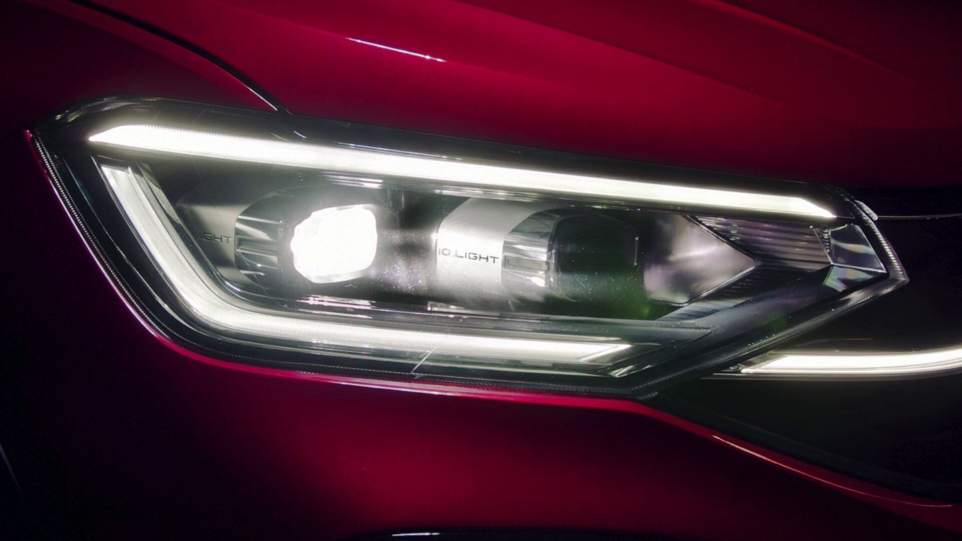 VW Taigo IQ. LIGHT LED Matrix Scheinwerfer