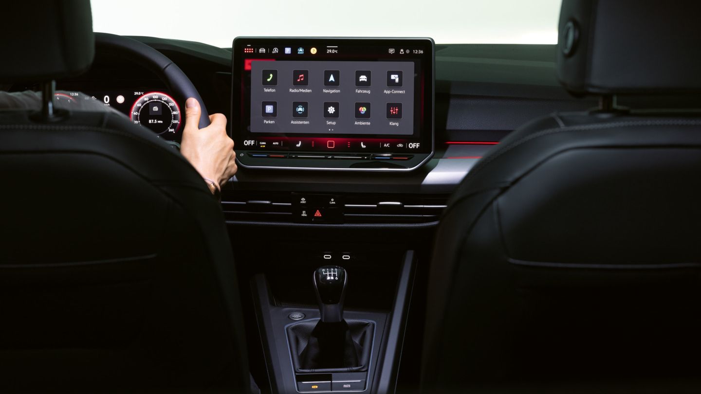 Das Navi und die Gangschaltung im VW Golf Rabbit
