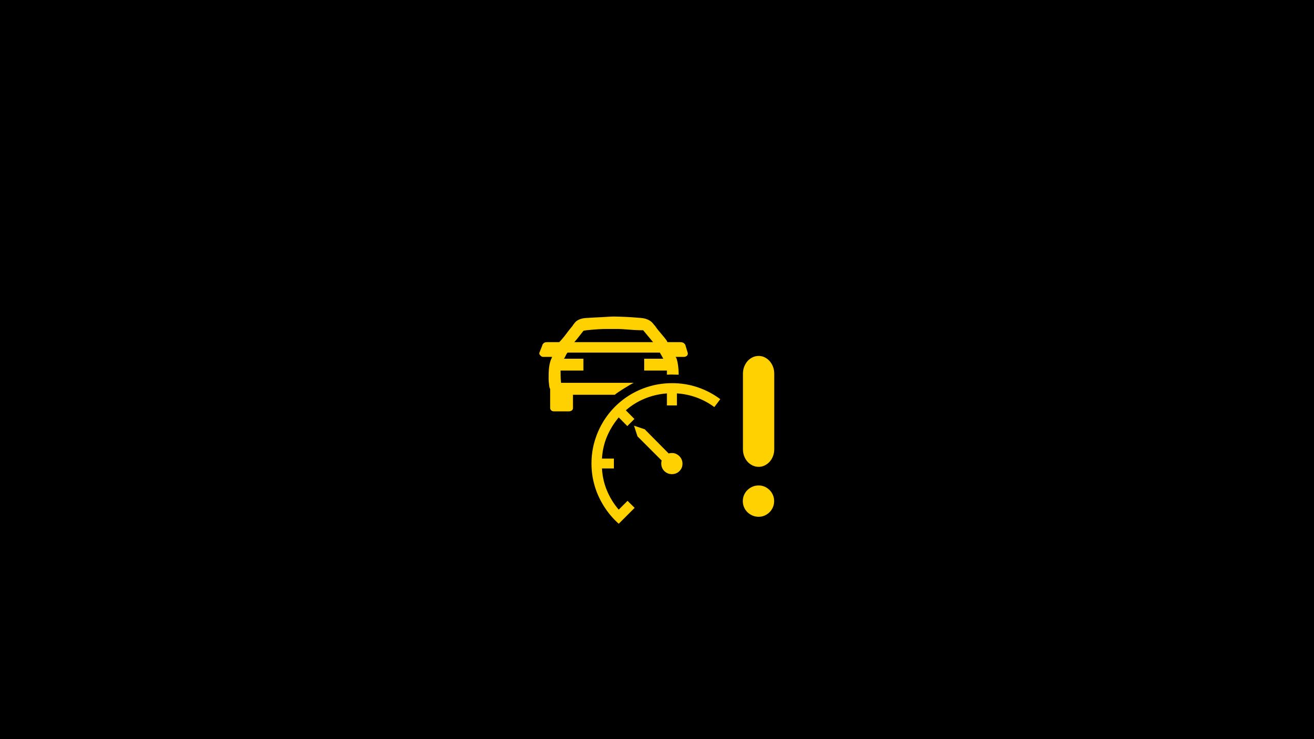 Gelbes Symbol eines Autos und eines Tachometers mit einem Ausrufezeichen. Dies zeigt eine Warnung im Fahrzeug, die mit der Geschwindigkeit oder dem Tempomat zusammenhängt. Hintergrund ist schwarz.
