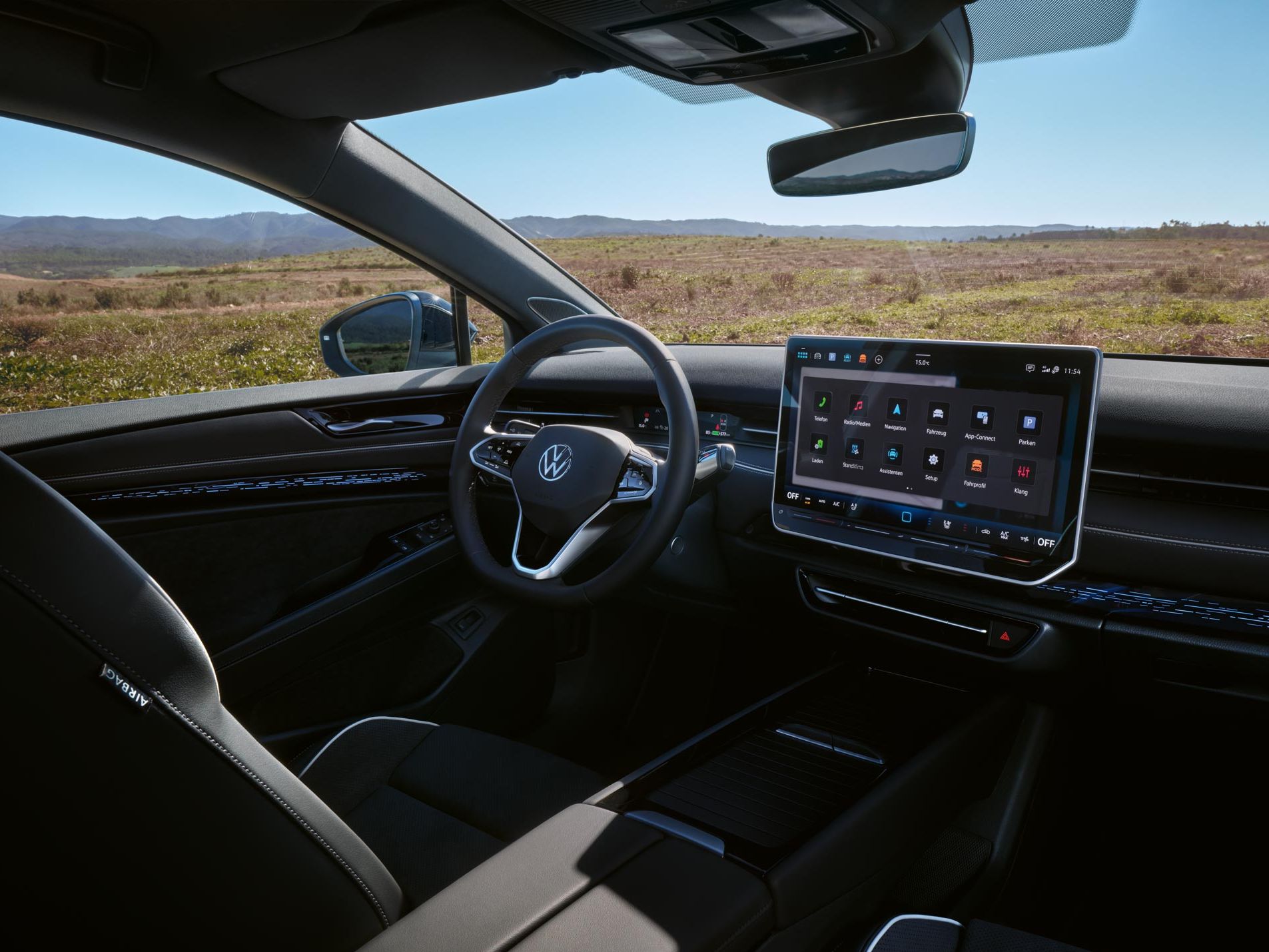 Lenkrad, Digital Cockpit, Ambientebeleuchtung, Sitze und Infotainment des VW ID.7 Tourer