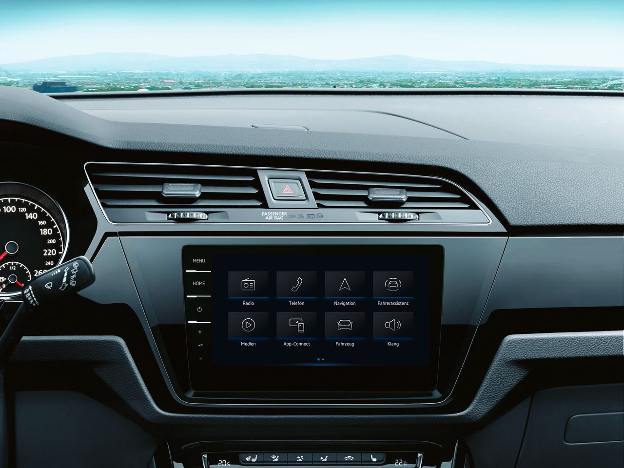 vw volkswagen t-roc gelb stadt
