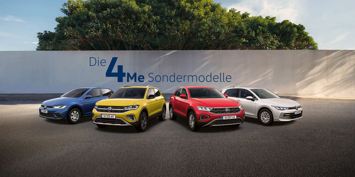 Die 4ME Sondermodelle geparkt vor einer Wand über der dahinter ein grüner Strauch wachst..