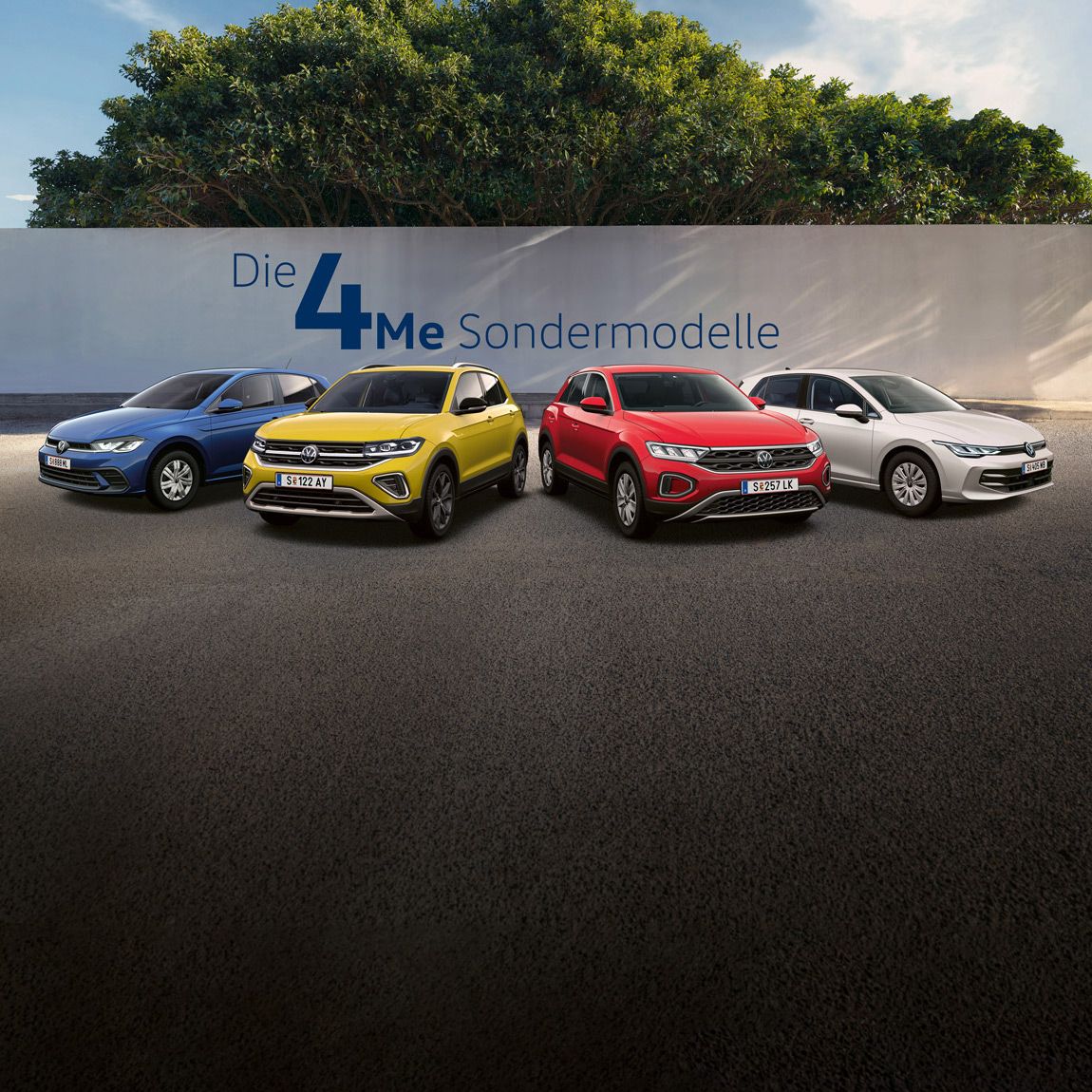 Die 4Me Sondermodelle: ein blauer Polo, ein gelber T-Cross. ein roter T-Roc und beiger Golf
