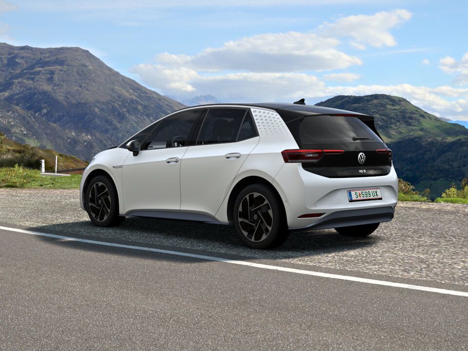 VW ID.3 GO fährt auf Bergstraße