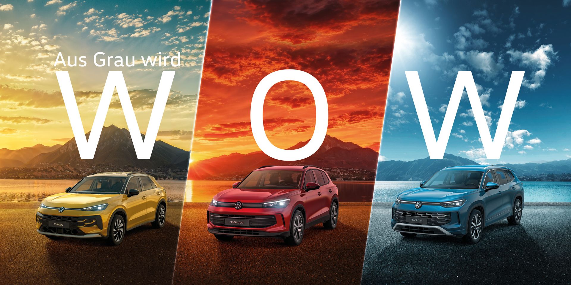 Aktionsbild von Volkswagen mit drei SUVs in Gelb, Rot und Blau vor unterschiedlich farbigen Landschaftshintergründen bei Sonnenaufgang oder -untergang. In der Mitte steht der Slogan „Aus Grau wird WOW“. Die Szene vermittelt Dynamik und Modernität durch kräftige Farben und spiegelnden Asphalt im Vordergrund.