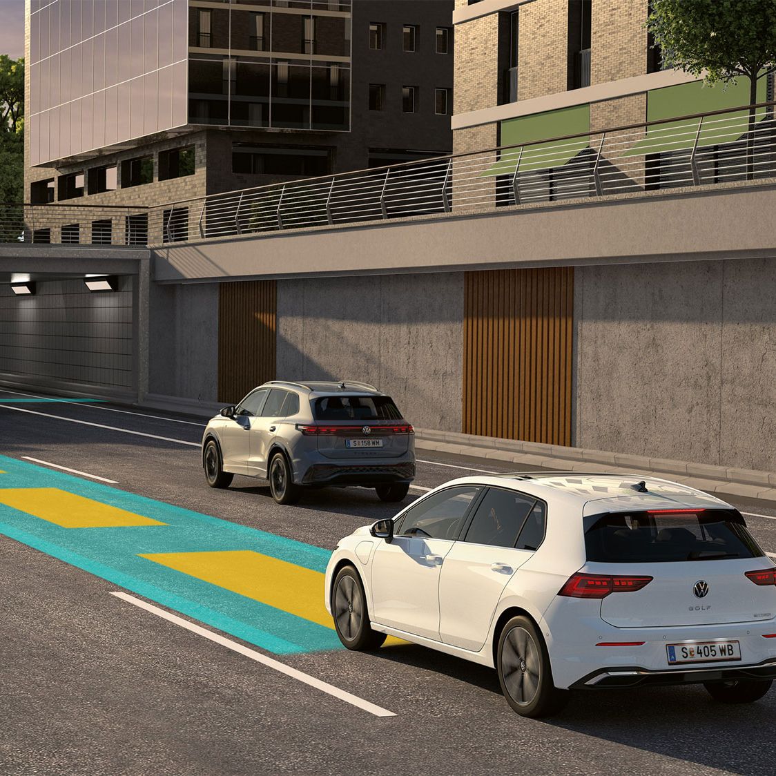 Illustration zeigt schematisch anhand eines VW Golf die Funktionsweise des Travel Assist.