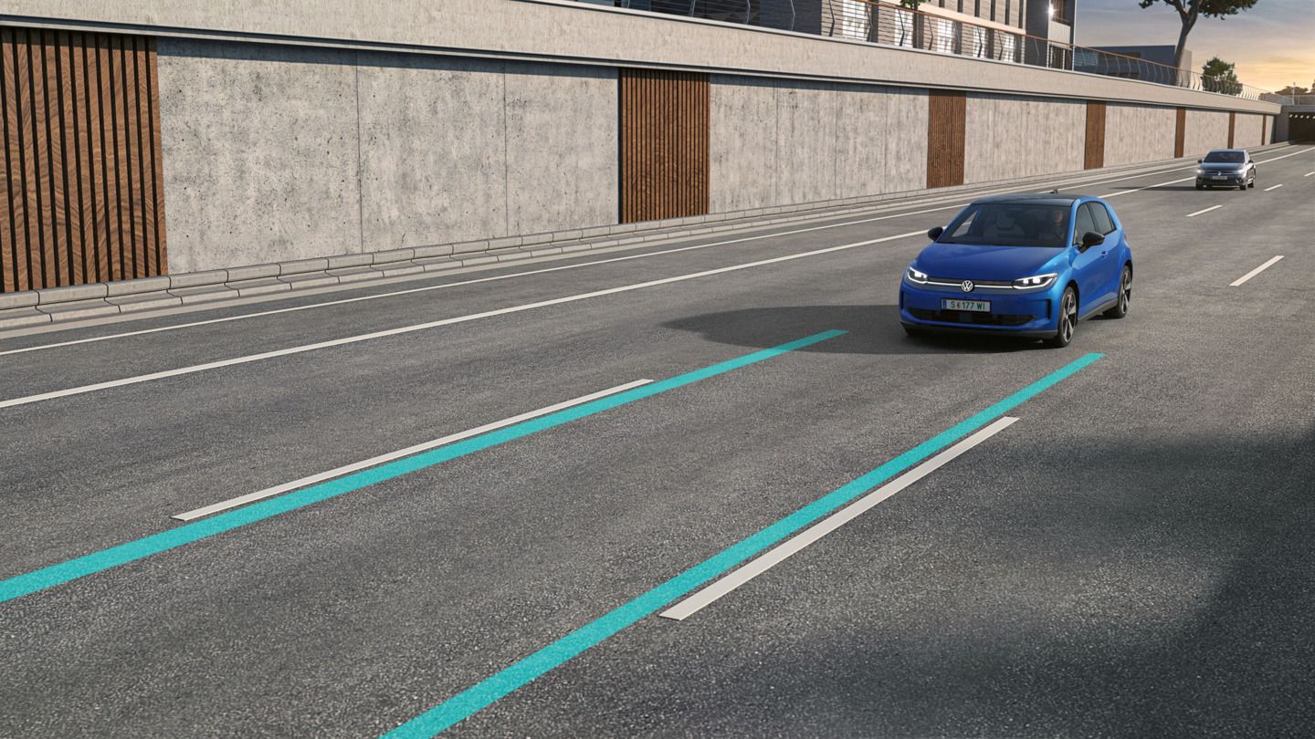 Illustration zeigt schematisch anhand eines blauen VW ID. Polo die Funktionsweis des Lane Assist